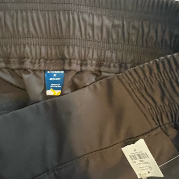 Old Navy Women's Wide Leg High Waist StretchTech Size MED - Picture 3 of 4